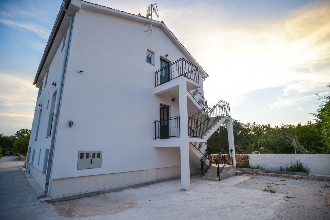 Luxury Apartments Boduja Сукошан Экстерьер фото